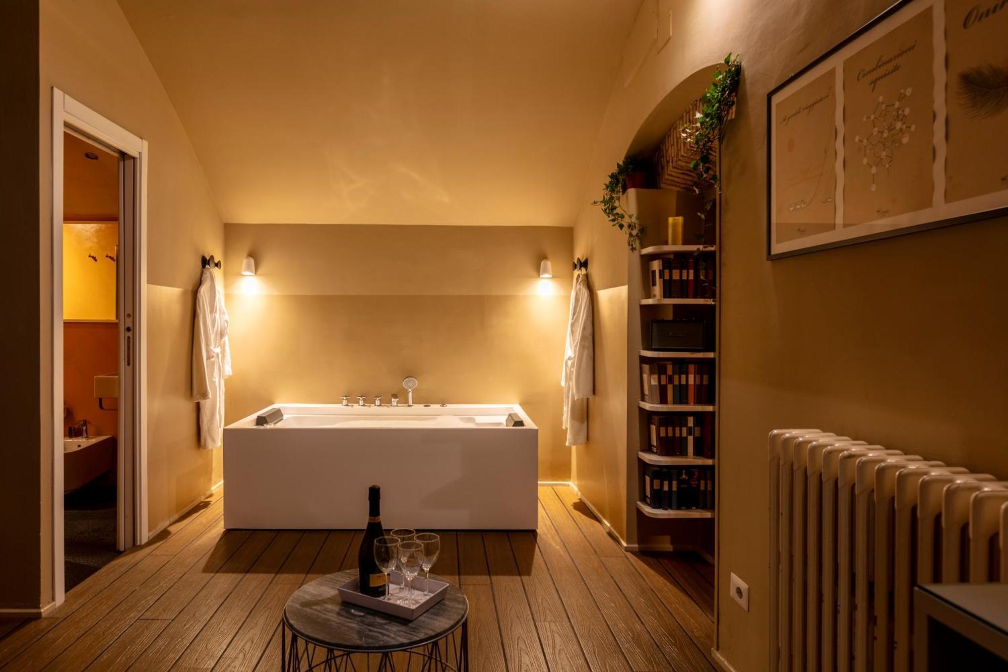 Romac Coronari With Gym, Sauna And Garden المظهر الخارجي الصورة